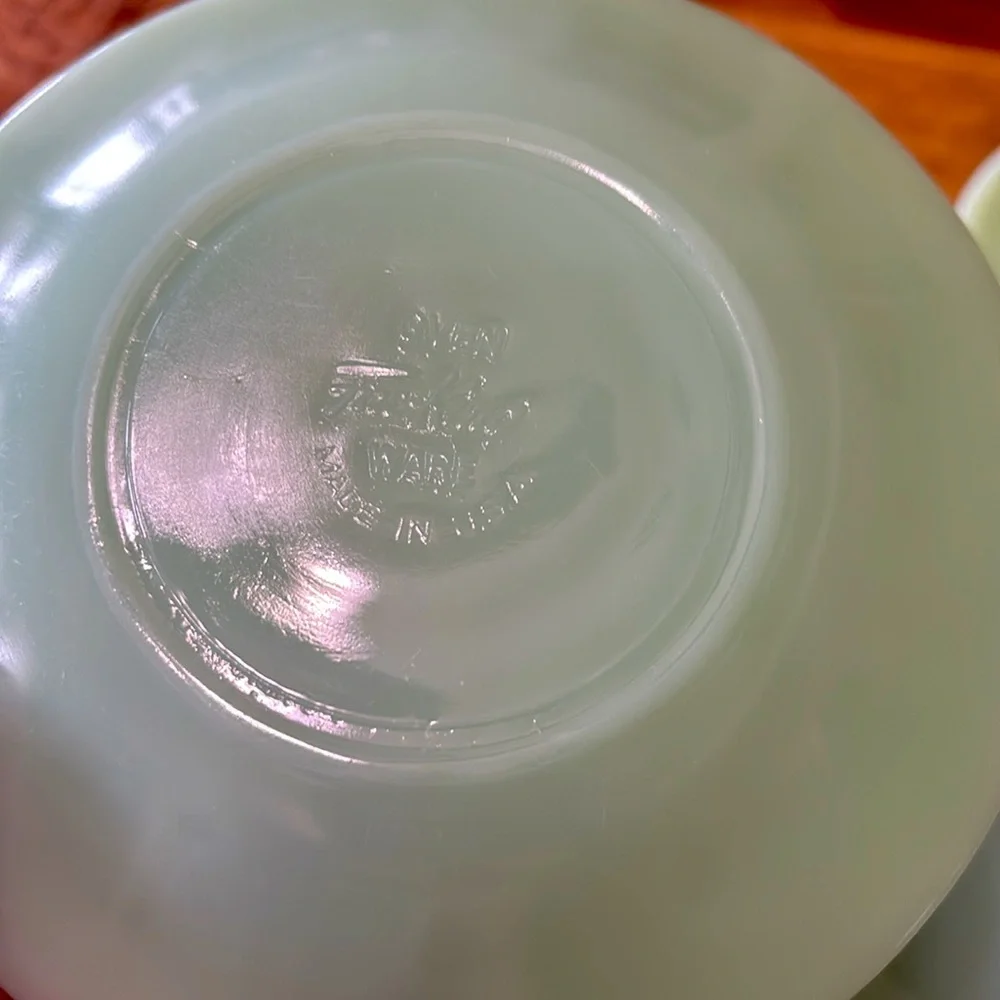 Fire King Jadeite Tea Cup & Saucer (set of 4) - Picture 7 of 10